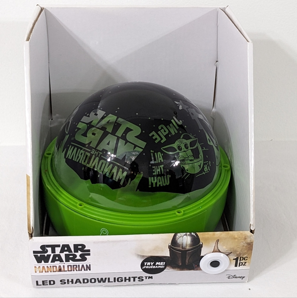 Star Wars The Mandalorian Christmas Holiday LED Projector Shadowlights,NEW